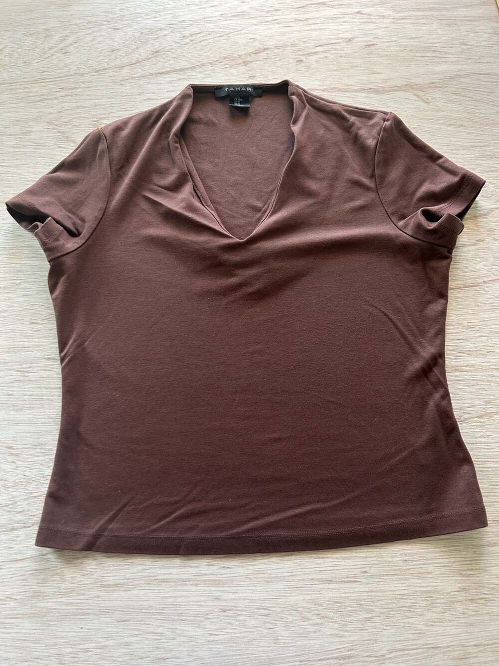 Tahari Brown V-Neck Short Sleeve Casual T-Shirt Size M